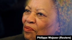 Тоні Моррісон