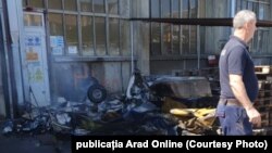  Inițial s-a crezut că este vorba despre un planor, însă ulterior s-a stabilit că este un avion de mici dimensiuni.