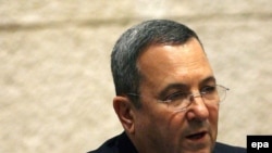 اهود باراک، وزير دفاع اسراييل روز جمعه گذشته با بان گی مون، دبير کل سازمان ملل متحد در آمريکا در مورد برنامه هسته ای ايران گفت و گو کرد.