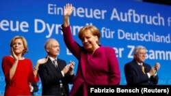 Канцлер Ангела Меркел Христиан-демократиялык союздун курултайында. Берлин, 26-февраль, 2018-жыл. 