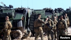 Латвійські військові беруть участь у навчаннях НАТО поблизу Вентспілса, червень 2017 року