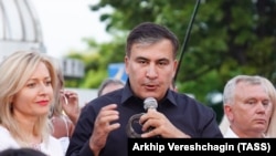 Cаакашвили тарапкерлери менен жолугушууда. Одесса, 19-июнь 2019