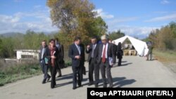 Это уже вторая встреча после интервала в один год - первая состоялась 28 октября.