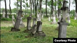 Старе українське кладовище у селі Вербиця