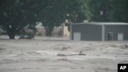 Суу каптоо учуру. Техас, АКШ. 4-июль, 2025-жыл.