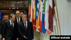 Алмазбек Атамбаев и Дональд Туск. 