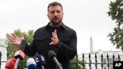 Президент України зазначив, що під час розмови у Білому домі він нагадав обставини окупації РФ частини сходу та Криму у 2014 році.