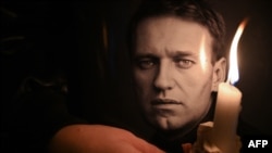 Liderul opoziției ruse, Alexei Navalnîi, a murit pe 16 februarie 2024, în condiții neelucitate, într-o închisoare din Siberia.