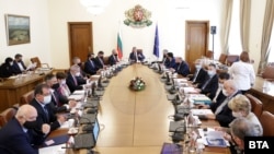 Първото заседание на служебното правителство на 13 май 2021 г.