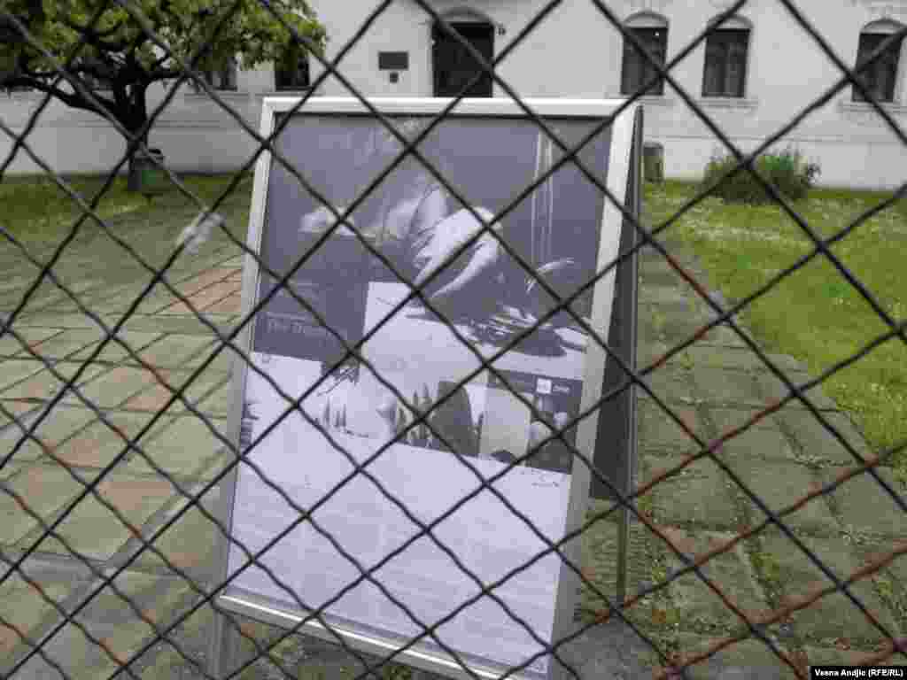 Izložba "Ukleti neimar" u Konaku kneginje Ljubice, Beograd, 17. maj 2011. Foto: RSE / Vesna Anđić