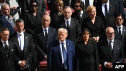 Lideri mondiali la funeraliile de la Vatican.