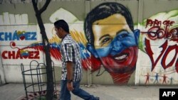 Grafit sa likom Uga Čaveza