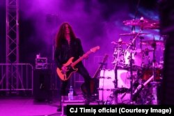 Trupa Cargo și un show de lasere și proiecții au încheiat evenimentul de adio