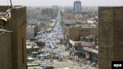 ساختمان کنسولگری ايران در شهر اربيل در مرکز شهر قرار دارد و پيش از اين وزارت خارجه ايران اعلام کرده بود که با هدف «تسهيل رفت و آمد ميان کردهای ايرانی و عراقی» اين دفتر را گشوده است.