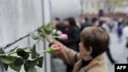 В Германии отмечают годовщину падения Берлинской стены