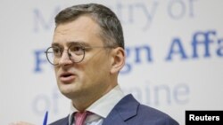 Дмитро Кулеба вказав на те, що Росію можна зупинити лише «за допомогою переважаючої оборонної потужності», для чого потрібне спільне нарощування оборонної промисловості