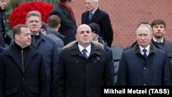 Владимир Путин и два его преемника по версии одного из российских политологов