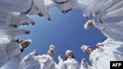 На площади Ала-Тоо, Бишкек, 21 марта 2012 года.