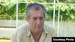 Глава парламентской комиссии по проверке законности паспортизации Абхазии Аслан Кобахия