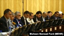 همه مردان کمیسیون برجام