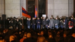 Что происходит в Армении после подписания мирного договора по Нагорному Карабаху