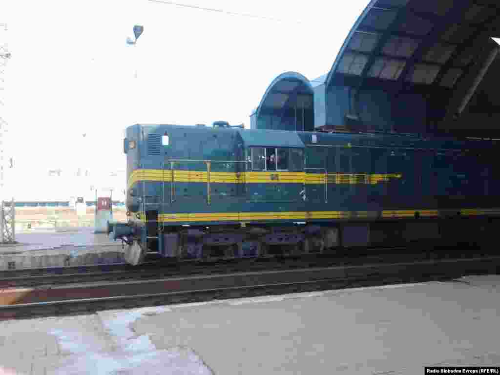 Локомотива на железничка станица Скопје.