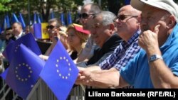 Евробиримдиктин жактоочулары. Молдова. 2-июль, 2014-жыл. 