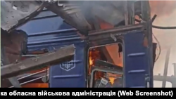 Орусиянын аткылоосунан кийин Сумыдагы жүргүнчү ташыган поезд жарактан чыкты. 