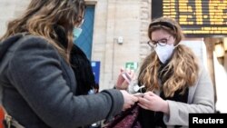 Măsuri împotriva contaminării cu coronavirus pe aeroport