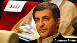 اسفندیار رحیم مشایی، رییس دفتر محمود احمدی نژاد.