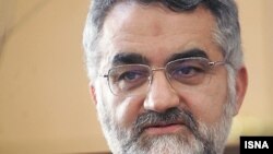 علا‌ءالدین بروجردی٬ رئیس کمیسیون امنیت ملی و سیاست خارجی مجلس ریاست این هیئت را بر عهده دارد.