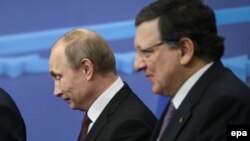 Президент Росії Володимир Путін і президент Єврокомісії Жозе Мануель Баррозу у штаб-квартирі Європейської ради в Брюсселі, 28 січня 2014 року