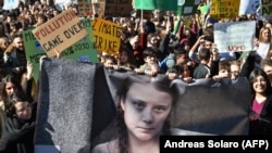 Активісти вимагають від урядів світу дій для подолання негативних наслідків кліматичних змін, Рим, архівне фото, 2019 рік