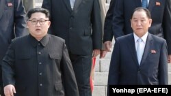 General Kim Jong Čol (desno), bivši šef obaveštajne službe, smatra se Kimovom desnom rukom