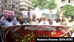 Tüntetés amellett a férfi mellett, aki megölt egy blaszfémiával vádolt embert. 2020. július. 30.