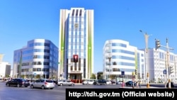 Здание банка, Ашхабад (Иллюстративное фото)    