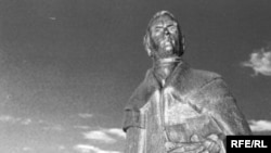 Пам‘ятник Шевченку роботи Лео Мола, подарований Івано-Франківську