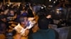 Стычки между митингующими и полицией на улице Хоренаци. LIVE