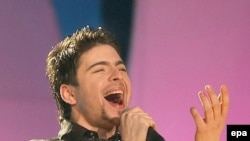 Pevač Toše Proeski, 14. februar 2004.