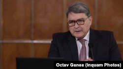 Șeful diplomației române, Emil Hurezeanu