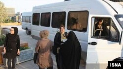 گزارش مرکز پژوهش‌های مجلس می‌گوید که به مرور تعداد طرفداران اقداماتی چون گشت ارشاد،«كاهش قابل توجهی» داشته است