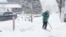 Весенняя метель в Симферополе (видео)