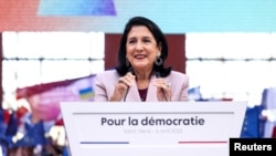 Саломе Зурабішвілі на заході в передмісті Парижа Сен-Дені