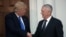 Дональд Трамп (л) и Джеймс Мэттис (п)
