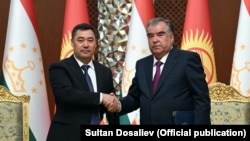 Садыр Жапаров менен Эмомали Рахмон, Дүйшөмбү шаары, 29-июнь, 2021-жыл.