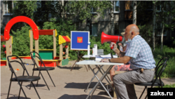 Terenuri de joacă, aeroporturi, automobile: dorința Rusiei de a merge la vot oriunde și oricând