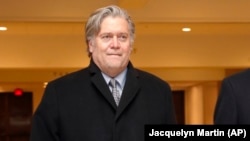 Steve Bannon.