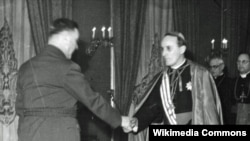 Ustaški poglavnik Ante Pavelić i Alojzije Stepinac