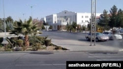 Улицы Мары опустели 