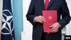 Do sada su kodifikovani proizvodi namjenske industrije, što podrazumijeva oružje i eksplozivna sredstva, kao i proizvodi široke potrošnje